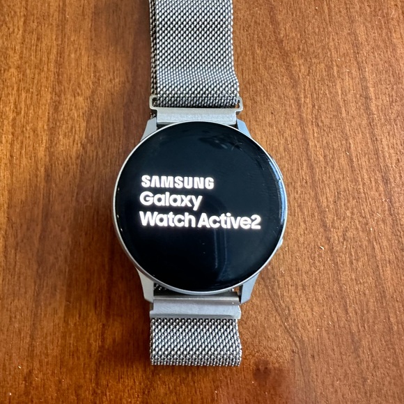 Samsung Active 2 watch - Picture 3 of 5